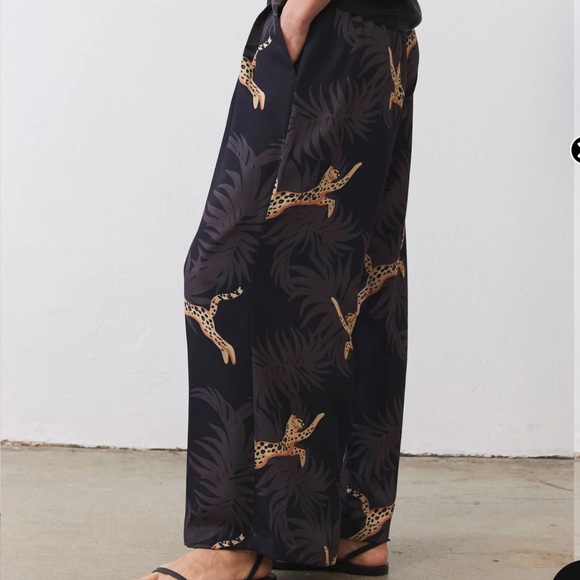 Ruti Front Pleat Wide Leg Pants in Jungle Cheetah - Picture 7 of 8